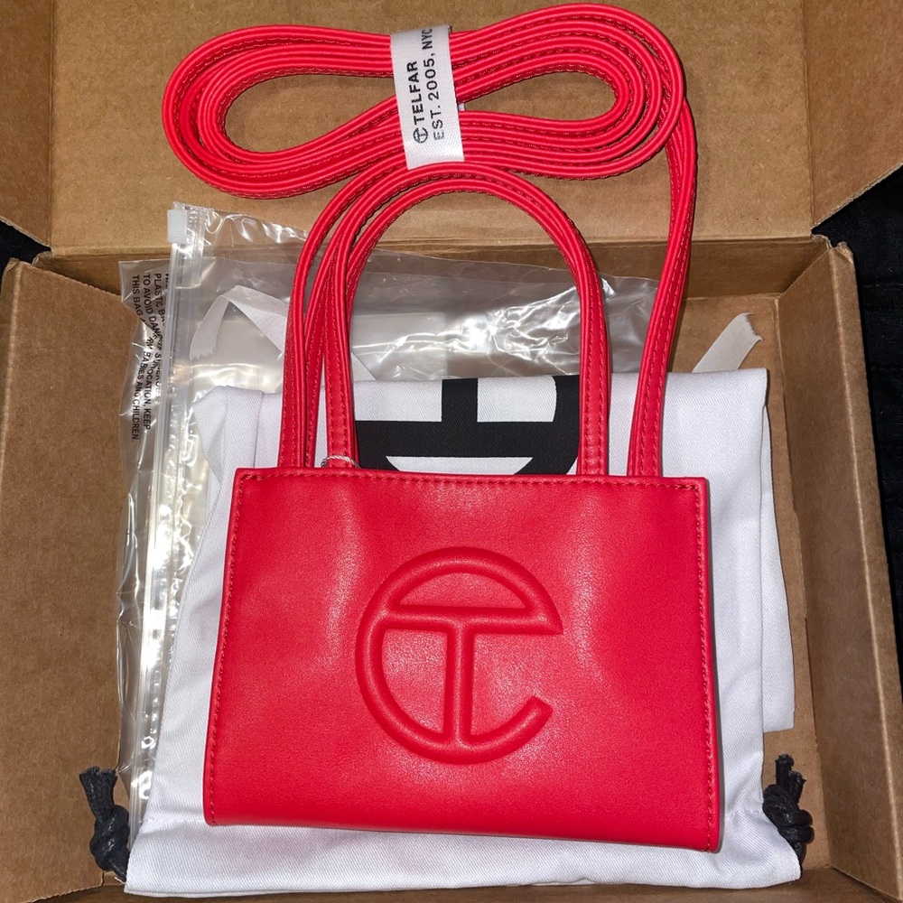 NWT SMALL RED TELFAR SHOPPING BAG